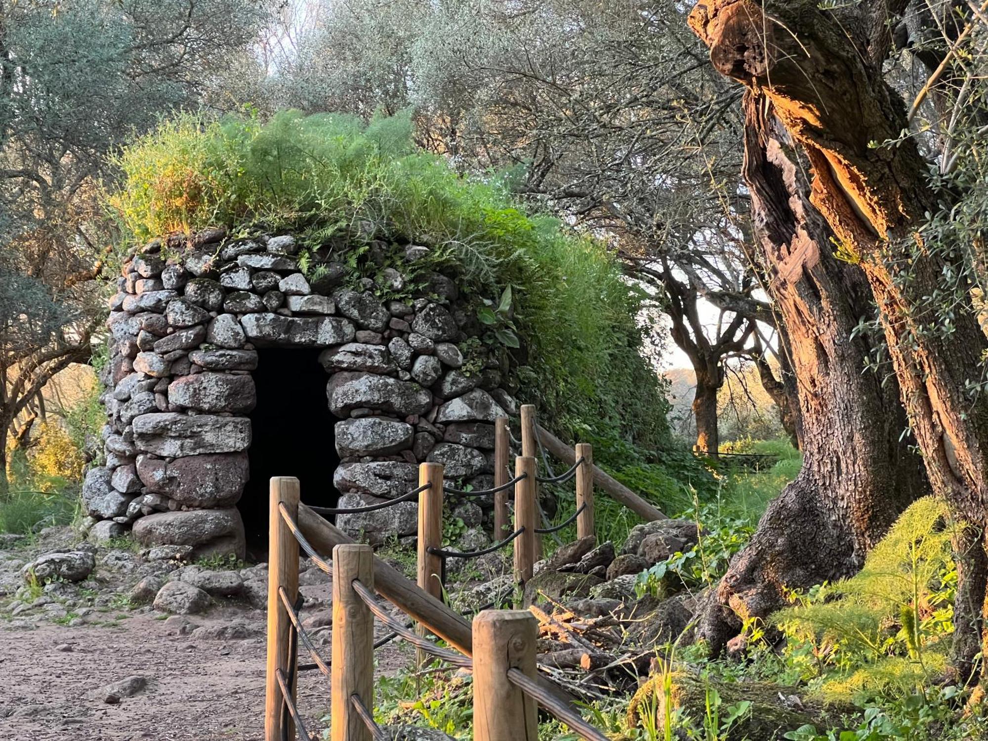 Muristene Pozzo Santa Cristina Paulilatino Buitenkant foto